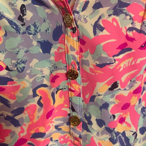 Authentic Lilly Pulitzer silk top -retired - Picture 3 of 6